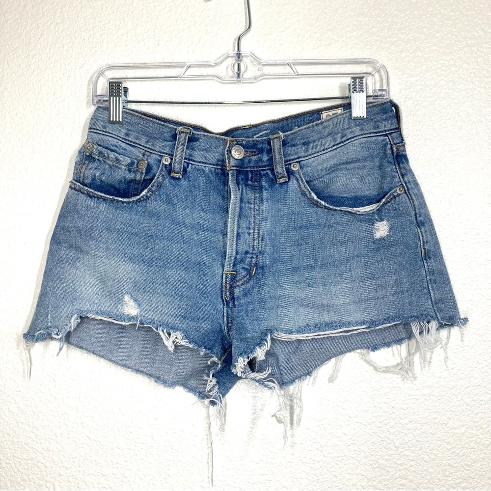 We the Free Denim Shorts Raw Hem 27 Light Wash Button Fly High Rise 2" inseam